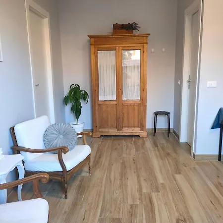 Apartamento La Casetta Tra Colosseo E Mare A 400m Dalla Metro