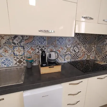 Apartamento La Casetta Tra Colosseo E Mare A 400m Dalla Metro